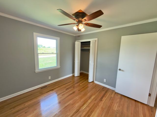 925 Old McMinnville Rd, Woodbury, TN 37190