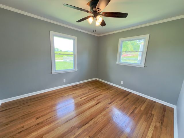 925 Old McMinnville Rd, Woodbury, TN 37190