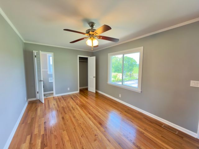 925 Old McMinnville Rd, Woodbury, TN 37190