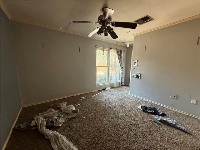 5913 Cinnamon Oaks Dr, Corpus Christi, TX 78414