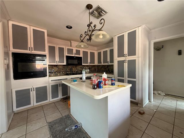 5913 Cinnamon Oaks Dr, Corpus Christi, TX 78414