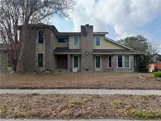 5913 Cinnamon Oaks Dr, Corpus Christi, TX 78414