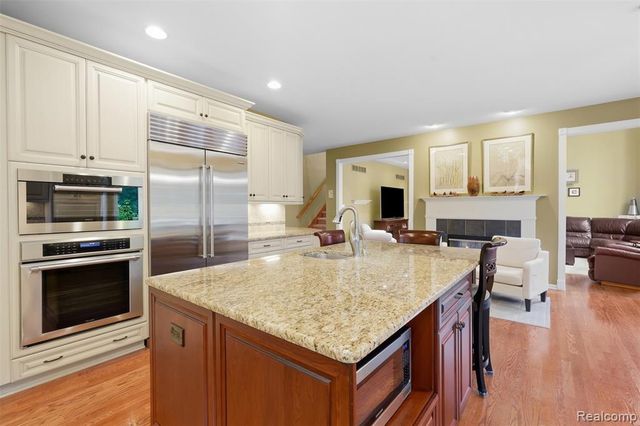 4840 Eagle Springs Court, Clarkston, MI 48348