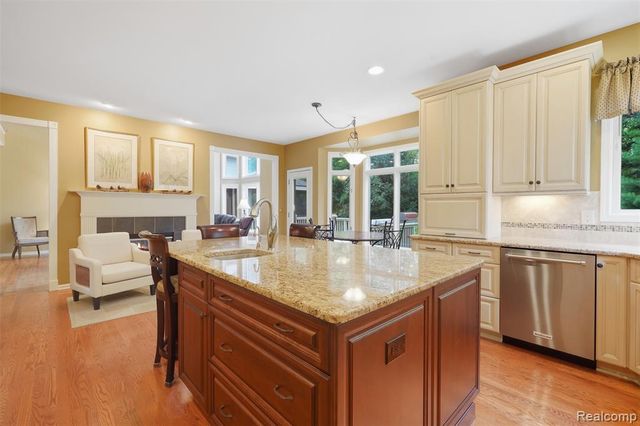 4840 Eagle Springs Court, Clarkston, MI 48348