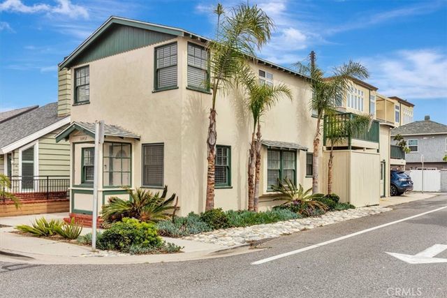 16432 25th Street, Sunset Beach, CA 90742