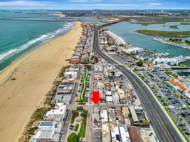16432 25th Street, Sunset Beach, CA 90742