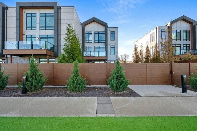 1110 Brookwood DRIVE, Ashwaubenon, WI 54304