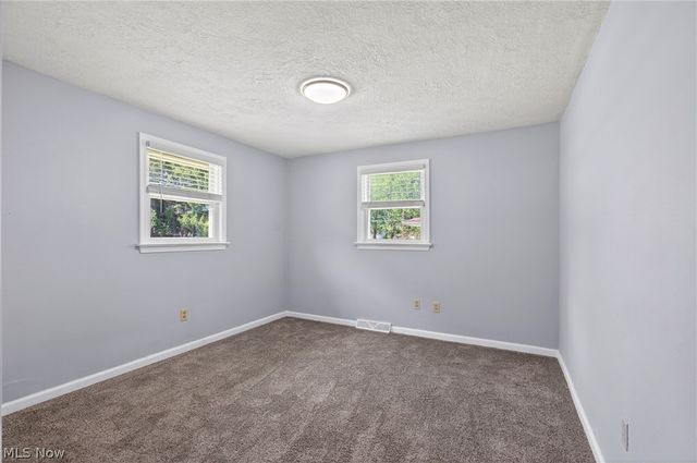 3005 46th Street SW, Canton, OH 44706