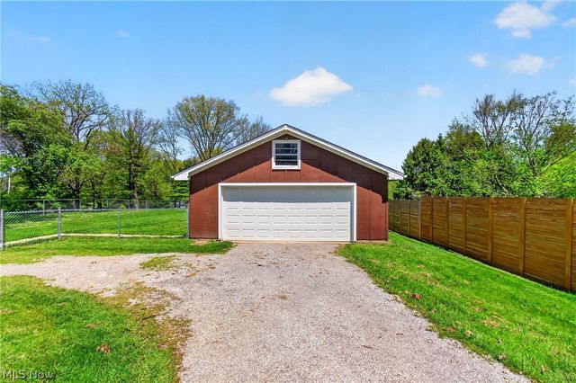 3005 46th Street SW, Canton, OH 44706