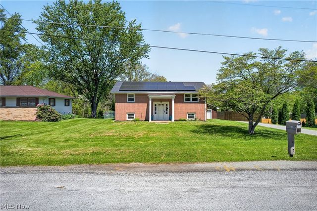 3005 46th Street SW, Canton, OH 44706