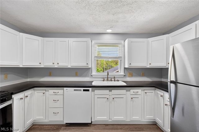 3005 46th Street SW, Canton, OH 44706