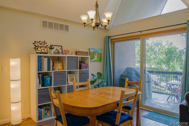 1989 Klingensmith Road 46, Bloomfield Hills, MI 48302