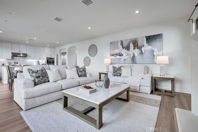 114 Bouquet, Irvine, CA 92618