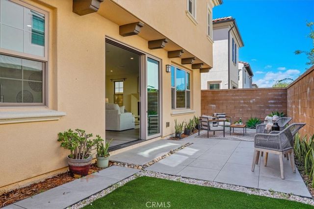 114 Bouquet, Irvine, CA 92618