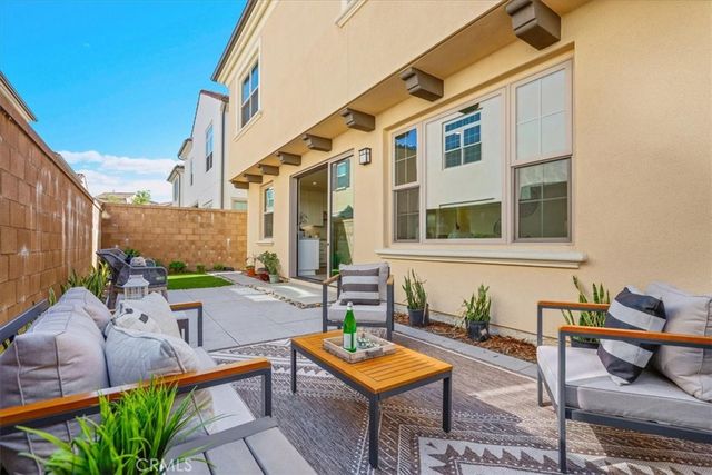 114 Bouquet, Irvine, CA 92618