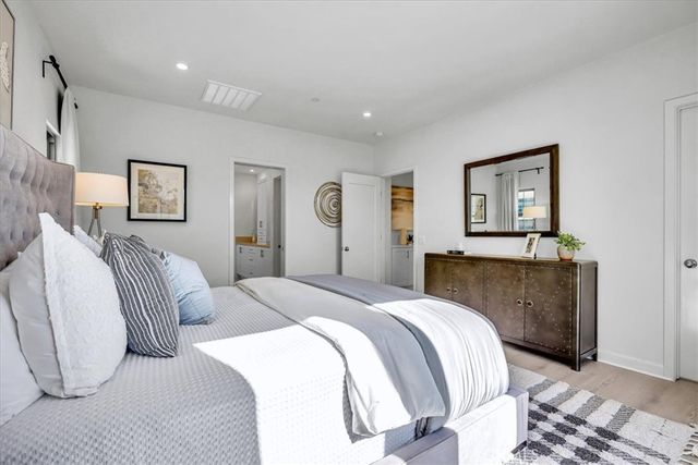 114 Bouquet, Irvine, CA 92618