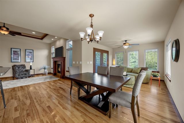 1722 Lake Shore Dr, Iowa City, IA 52246