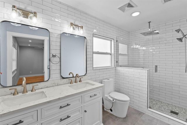 710 S DAVIS BOULEVARD, Tampa, FL 33606