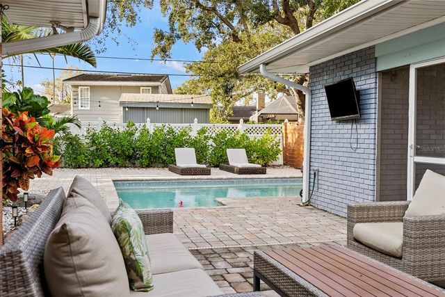 710 S DAVIS BOULEVARD, Tampa, FL 33606