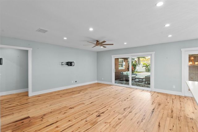 710 S DAVIS BOULEVARD, Tampa, FL 33606