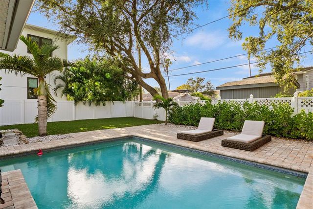 710 S DAVIS BOULEVARD, Tampa, FL 33606