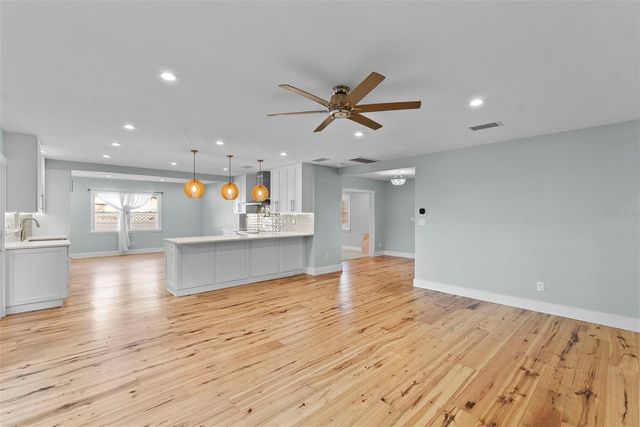 710 S DAVIS BOULEVARD, Tampa, FL 33606