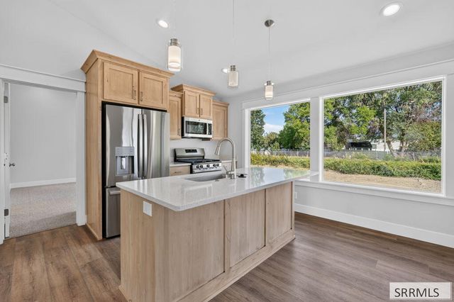 397 Wind River Drive, Shelley, ID 83274
