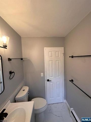 916 Stuyvesant Avenue w-1, Irvington, NJ 07111