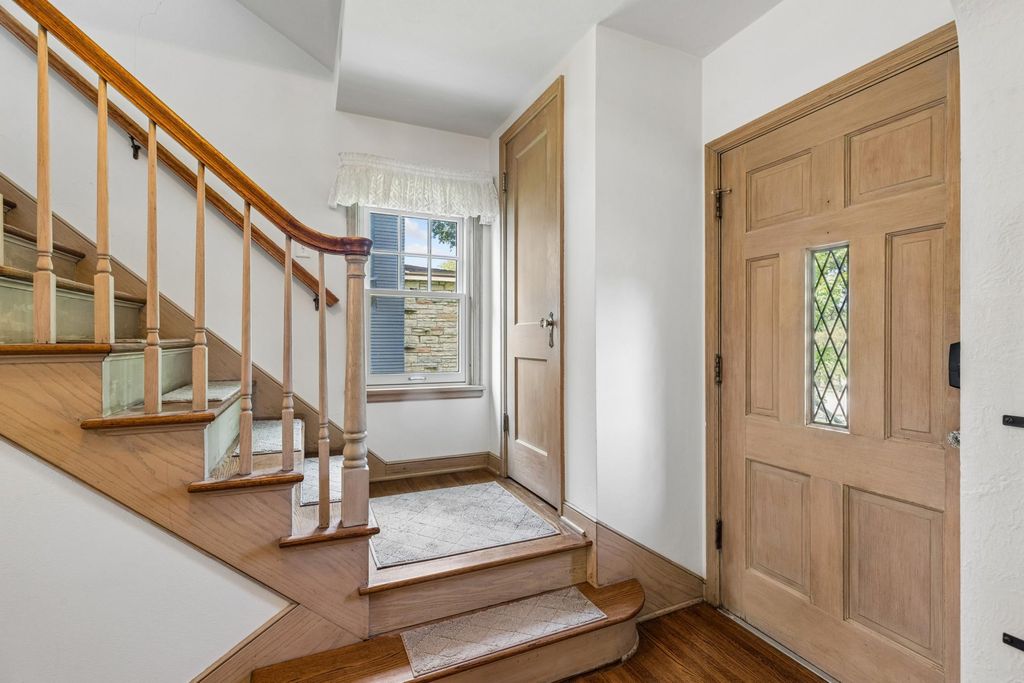 1197 Como Boulevard W, Saint Paul, MN 55103 — photo 3
