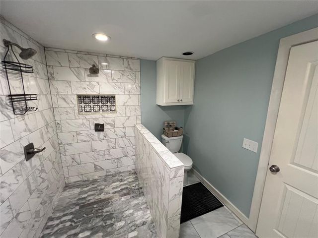 229 E Juniper Lane, Mustang, OK 73064