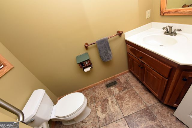 1929 Lakeview Summit Drive, Young Harris, GA 30582