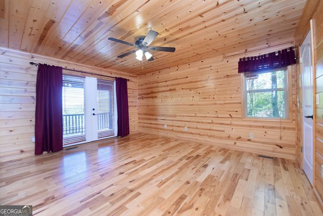 1929 Lakeview Summit Drive, Young Harris, GA 30582