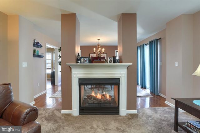 4250 ROTH FARM VILLAGE CIR, Mechanicsburg, PA 17050