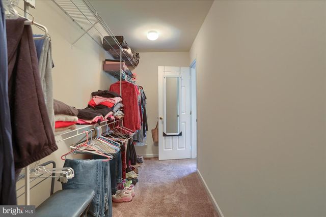 4250 ROTH FARM VILLAGE CIR, Mechanicsburg, PA 17050