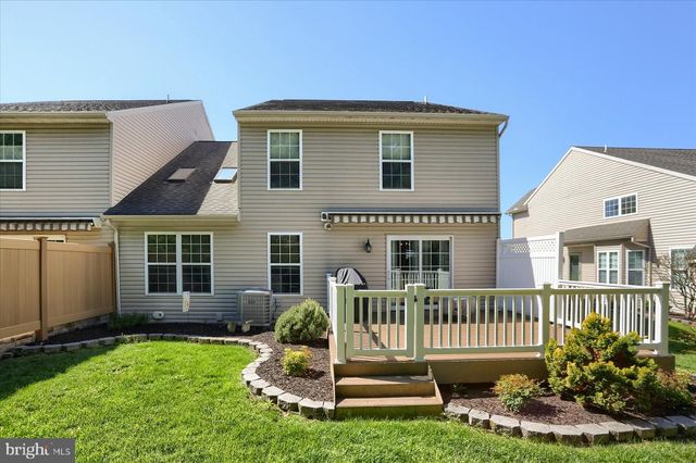 4250 ROTH FARM VILLAGE CIR, Mechanicsburg, PA 17050