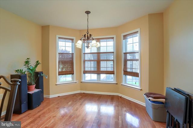 4250 ROTH FARM VILLAGE CIR, Mechanicsburg, PA 17050