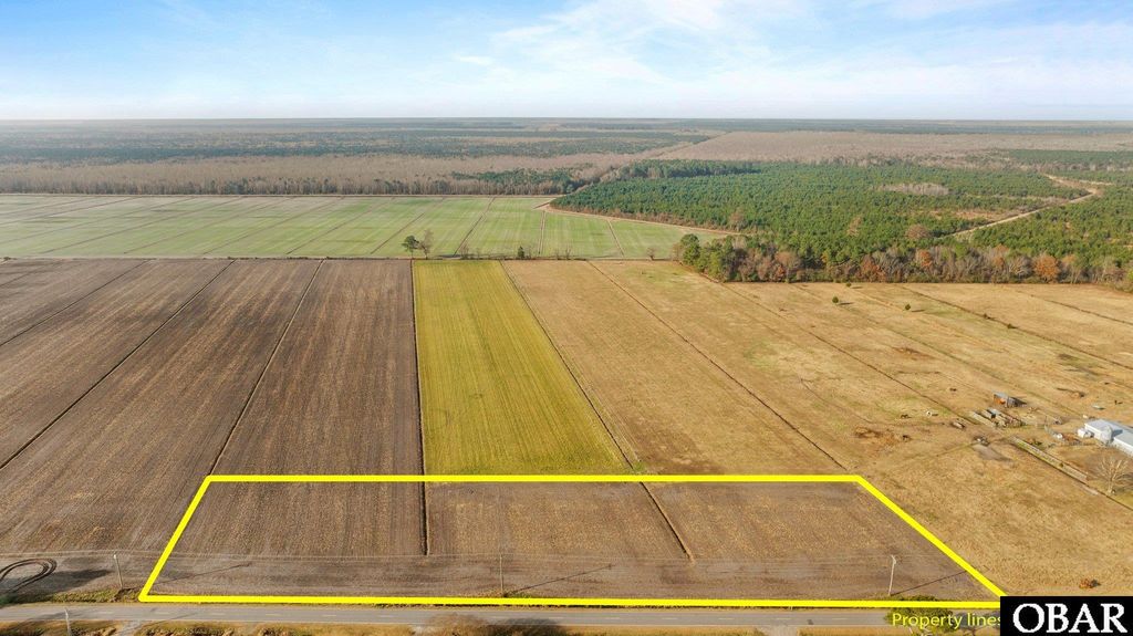 Image 1 of property listing at 1301 Lynch's Corner Road, Elizabeth City, NC 27909