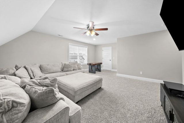 1085 Harrison Way, Clarksville, TN 37042