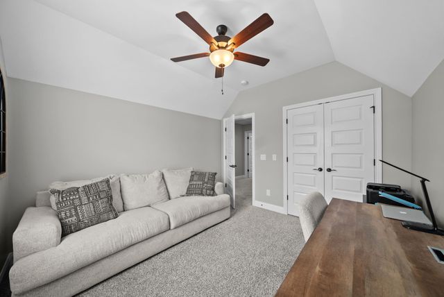 1085 Harrison Way, Clarksville, TN 37042