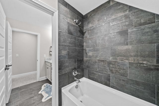 1085 Harrison Way, Clarksville, TN 37042