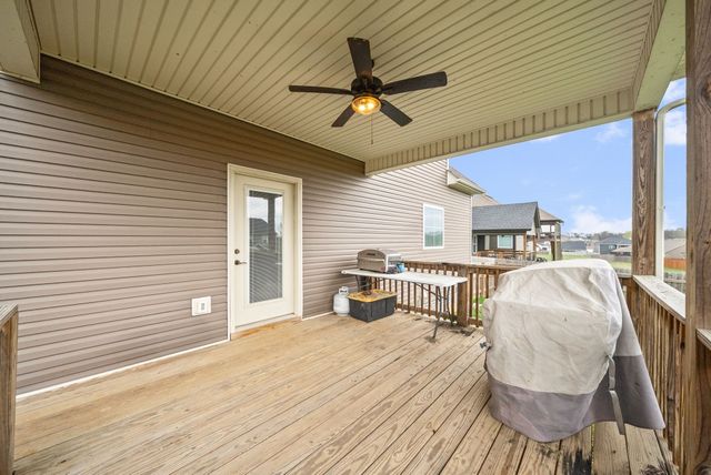 1085 Harrison Way, Clarksville, TN 37042