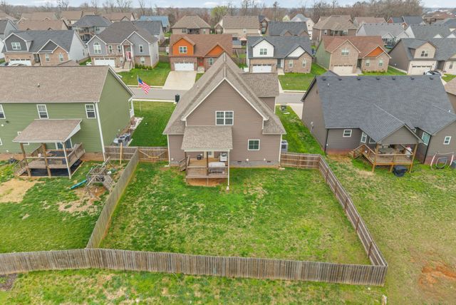 1085 Harrison Way, Clarksville, TN 37042