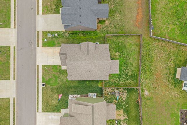 1085 Harrison Way, Clarksville, TN 37042