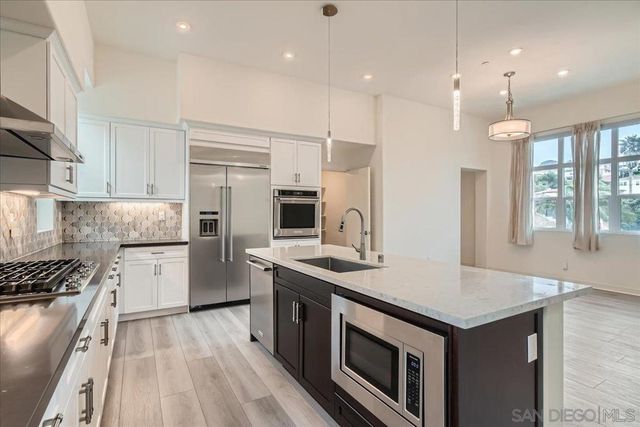 3128 Cañon St 301, San Diego, CA 92106