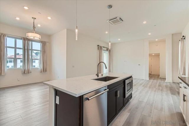 3128 Cañon St 301, San Diego, CA 92106