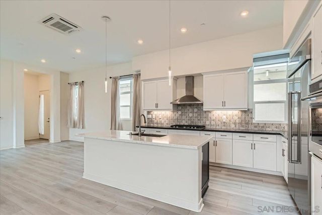3128 Cañon St 301, San Diego, CA 92106
