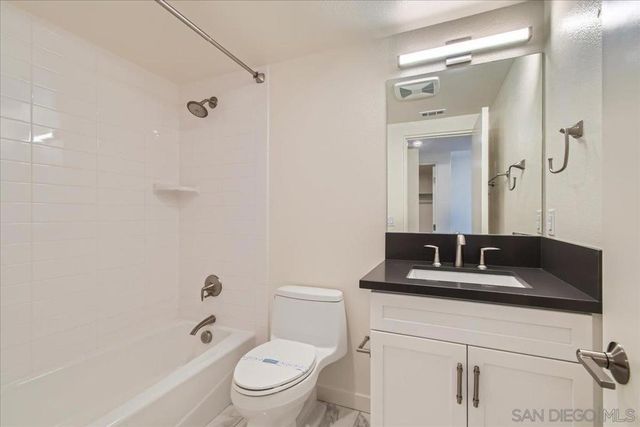 3128 Cañon St 301, San Diego, CA 92106