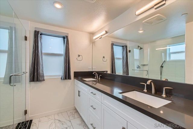 3128 Cañon St 301, San Diego, CA 92106