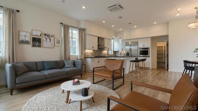 3128 Cañon St 301, San Diego, CA 92106