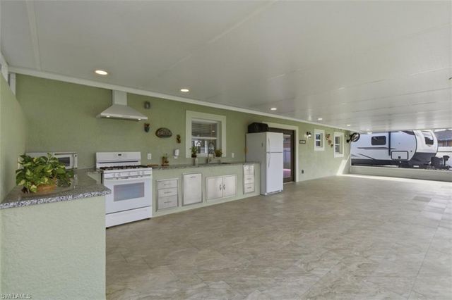 1437 Alwynne DR N, Lehigh Acres, FL 33936